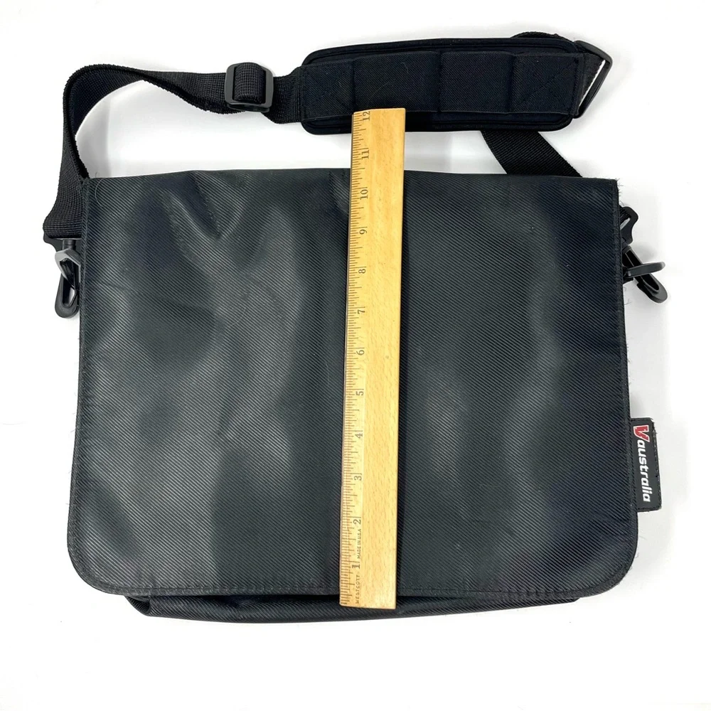 Travel portfolio messenger / laptop bag